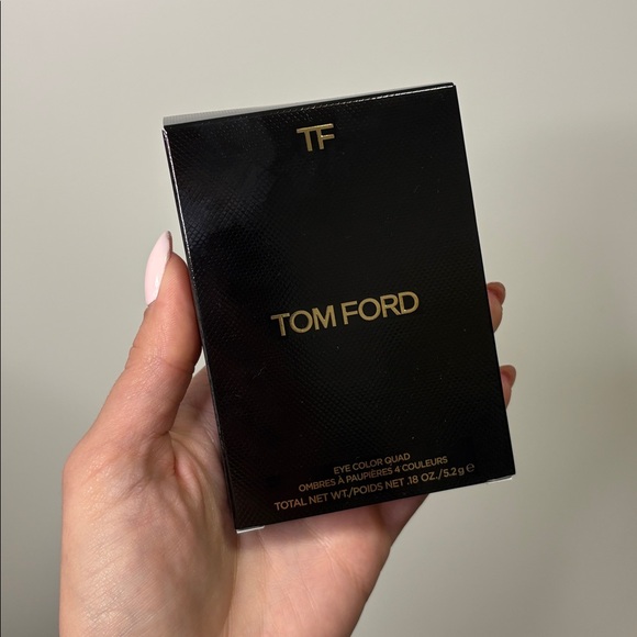 Tom Ford Peach Glamour Eyeshadow Quad - Picture 3 of 7